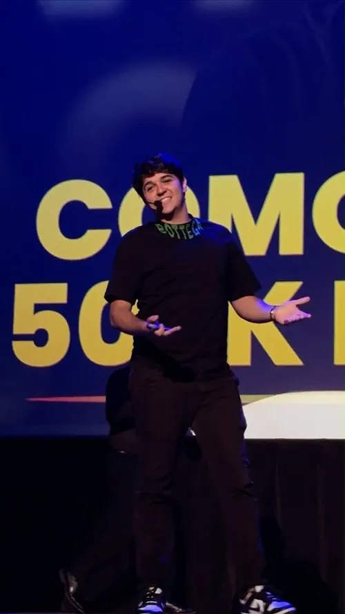 Palestra ao vivo — +250 pessoas